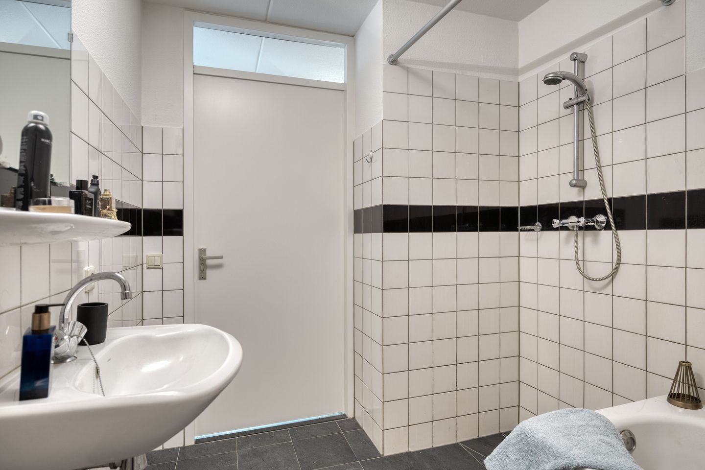 Foto 19 van Valkenaerhof 89