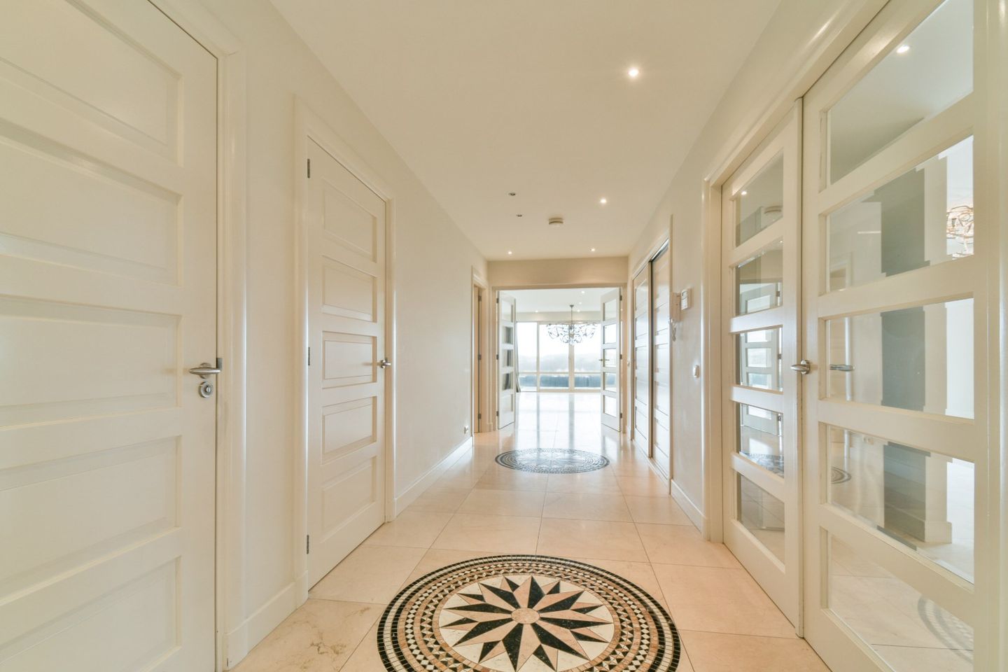 Foto 4 van Koningin Astrid Boulevard 67