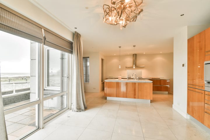 Photo 9 of Koningin Astrid Boulevard 67