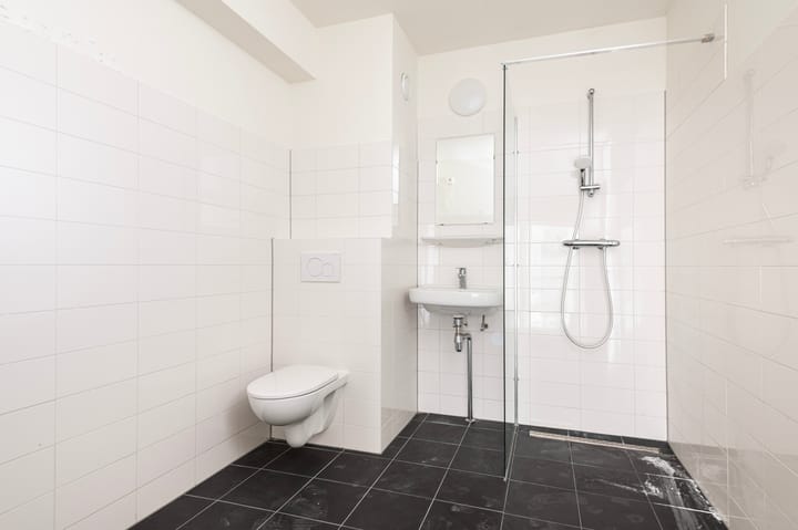 Photo 3 of Leerdamhof 369