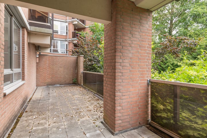 Photo 13 of Leerdamhof 369