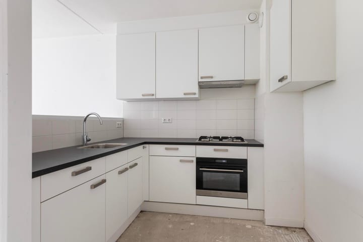 Photo 5 of Leerdamhof 369