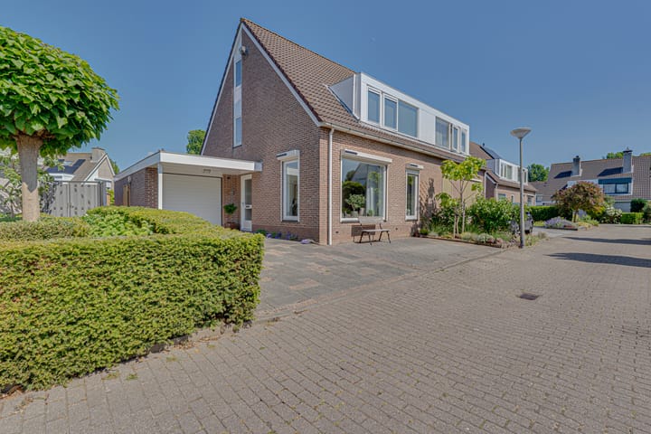 Foto 3 van Marga Klompelaan 8