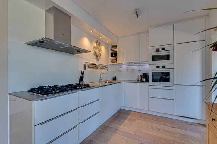 Foto 15 van Marga Klompelaan 8