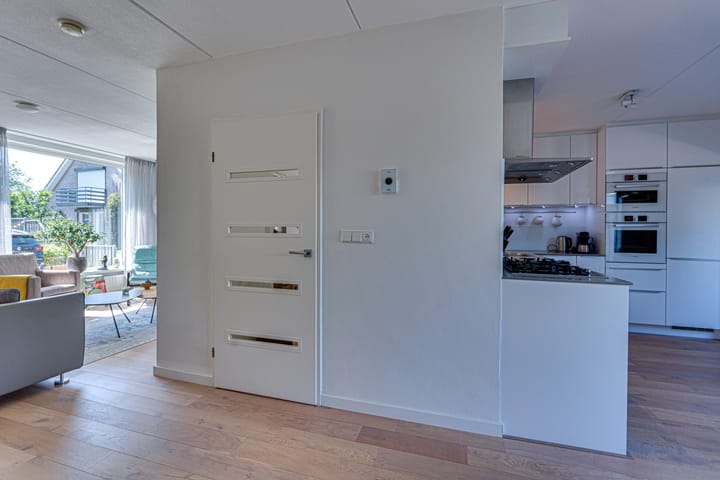 Foto 22 van Marga Klompelaan 8