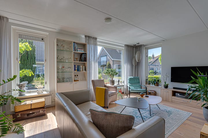 Foto 28 van Marga Klompelaan 8