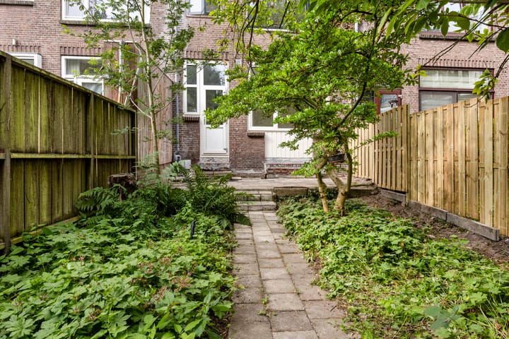 Photo 14 of Oranjestraat 32-B