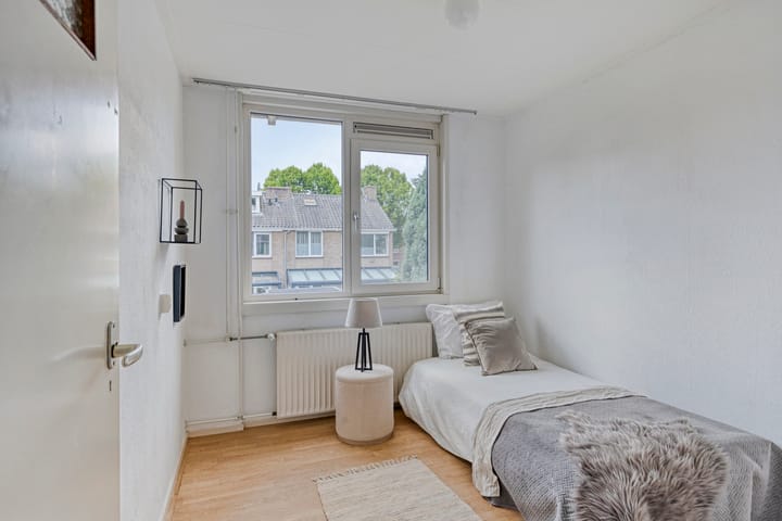 Photo 17 of Csardasstraat 43