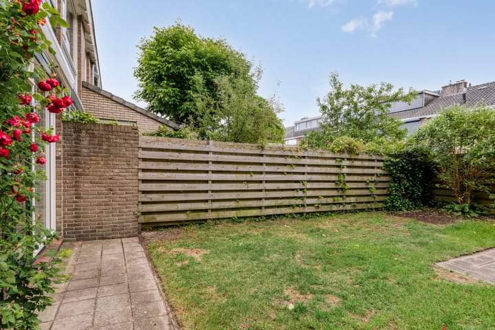 Photo 23 of Csardasstraat 43