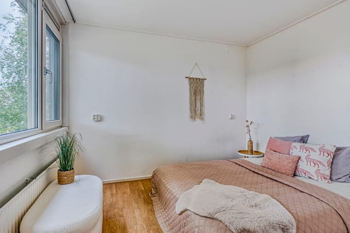 Photo 14 of Csardasstraat 43