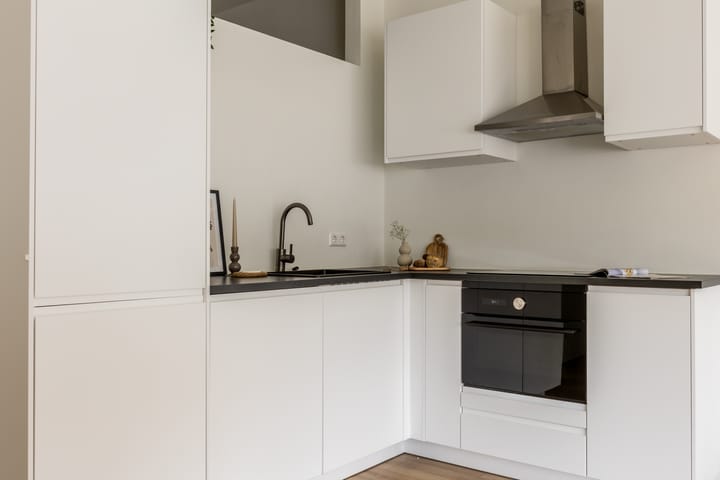 Foto 10 van Straatweg 31-A