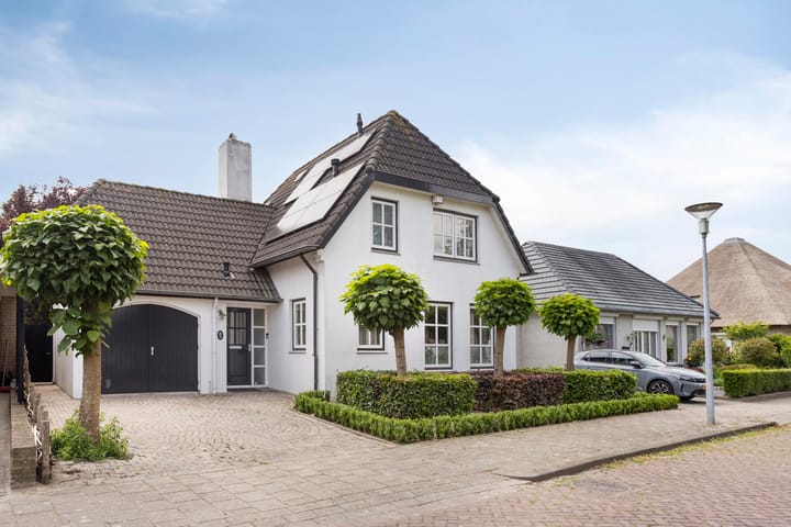 Foto 1 van Peerakker 8