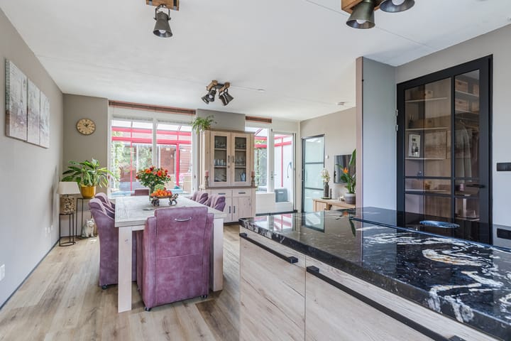 Foto 11 van Bakemastraat 97