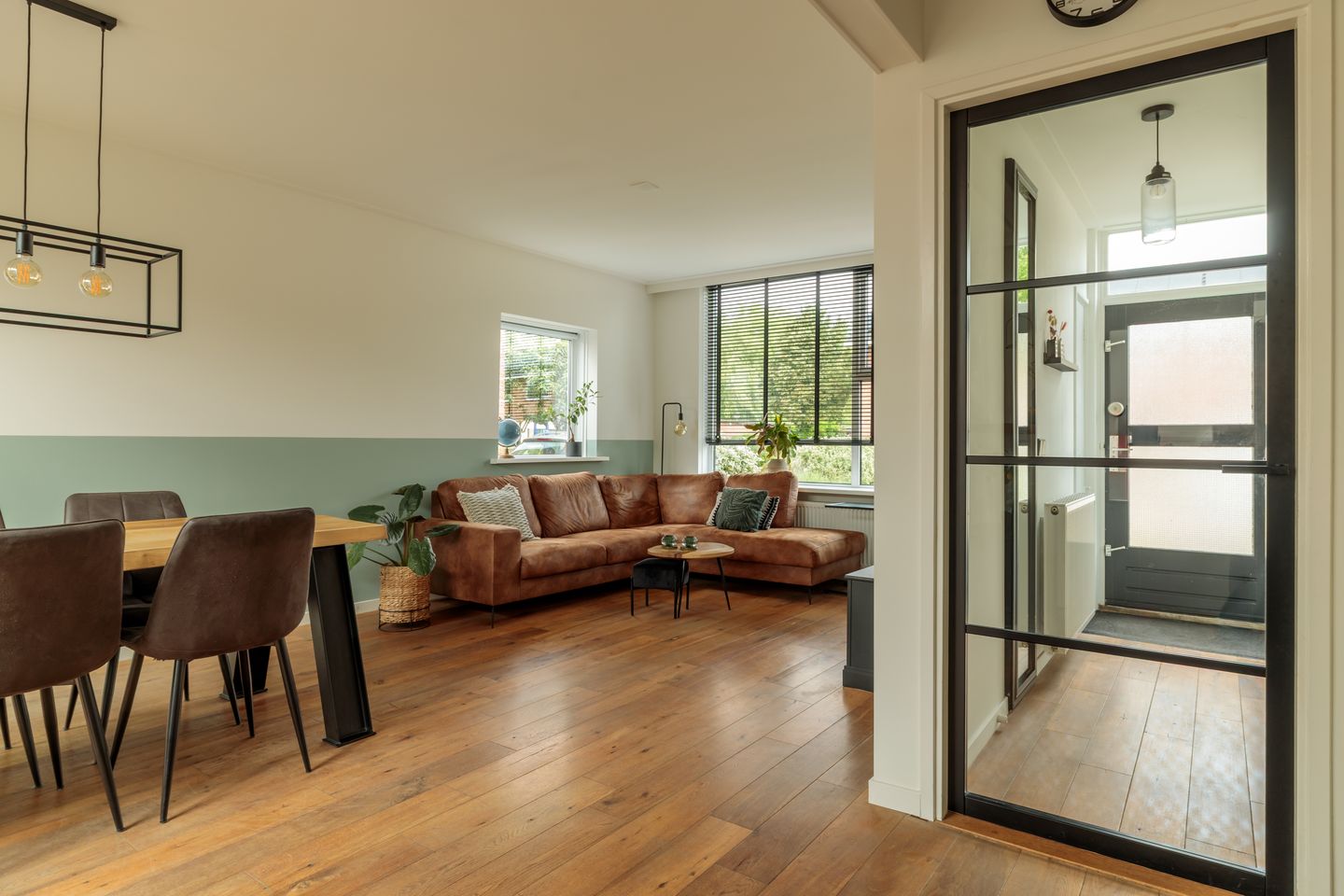 Foto 5 van Burg G H Mulierstraat 10