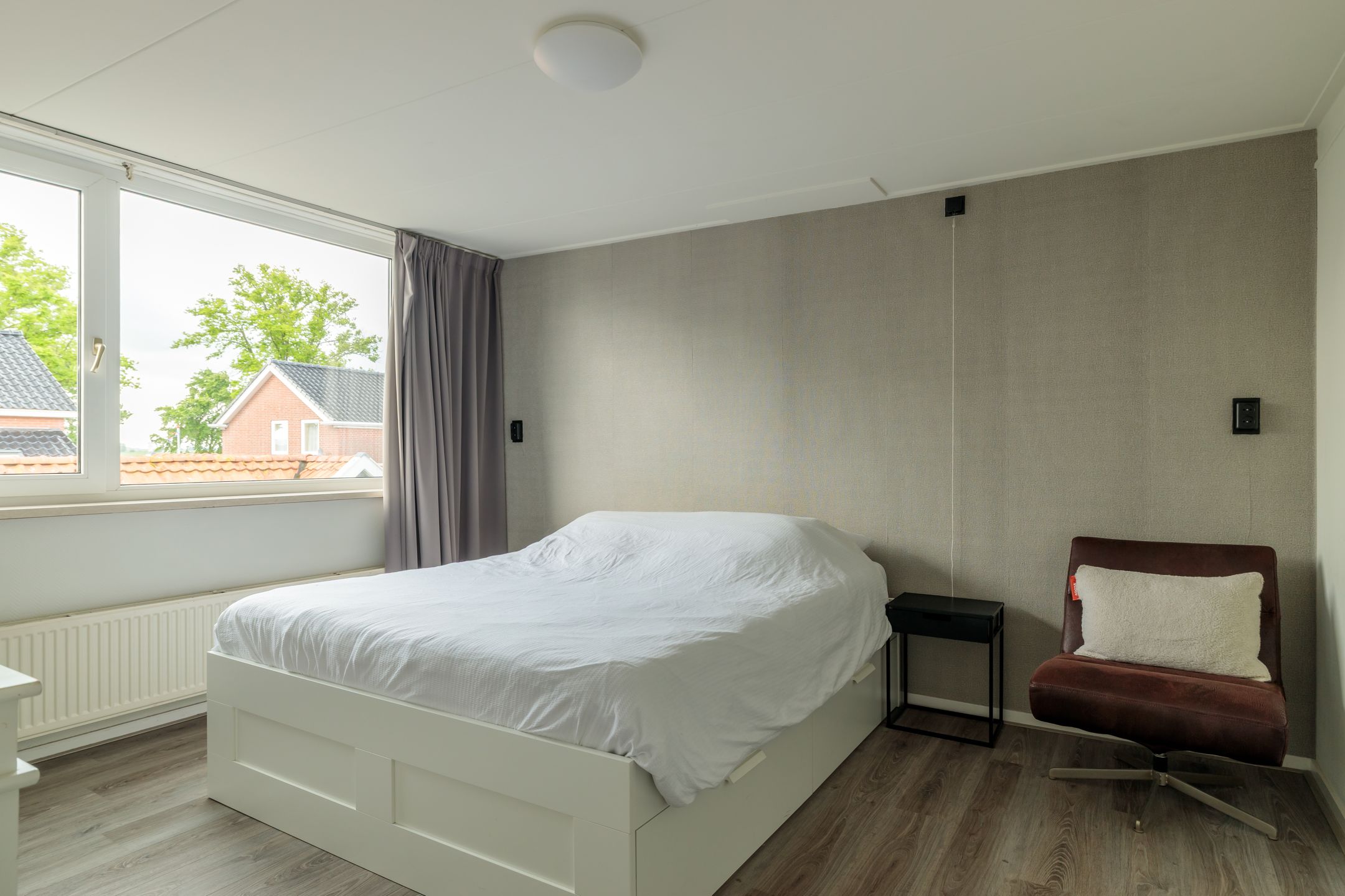 Foto 15 van Burg G H Mulierstraat 10