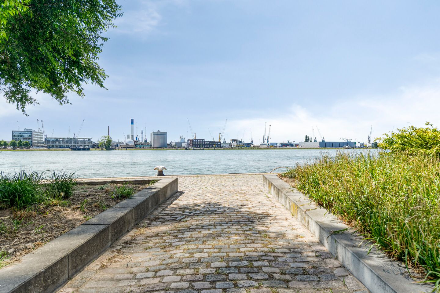 Photo 29 of Lloydkade 733