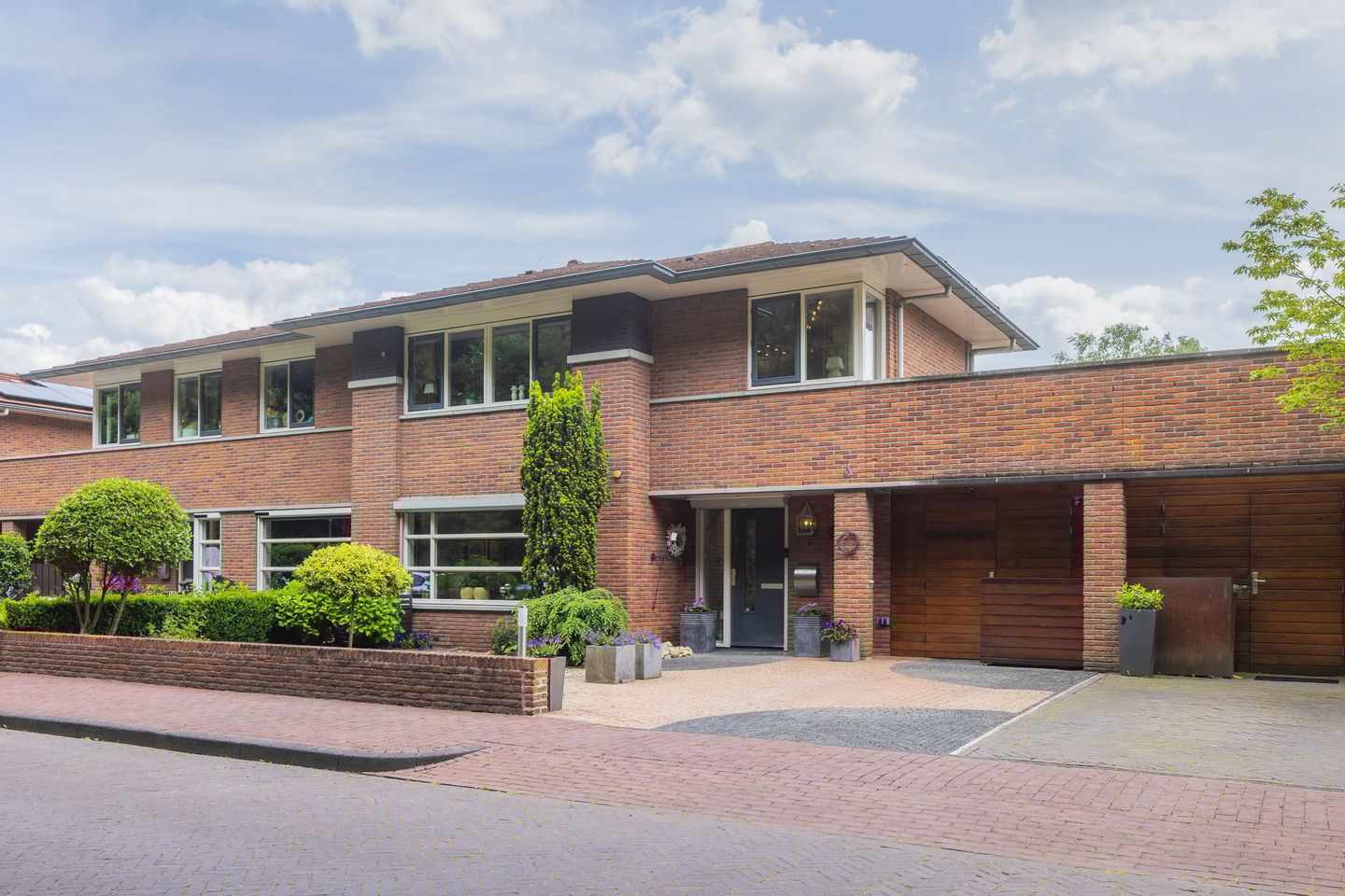 Foto 1 van Burnierlaan 28