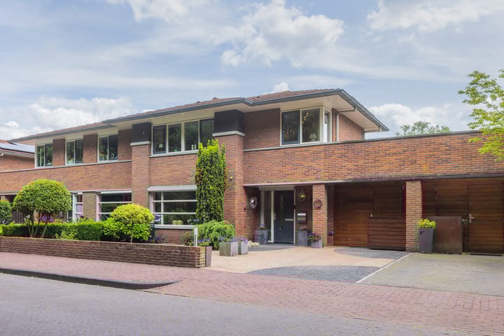 Foto 1 van Burnierlaan 28