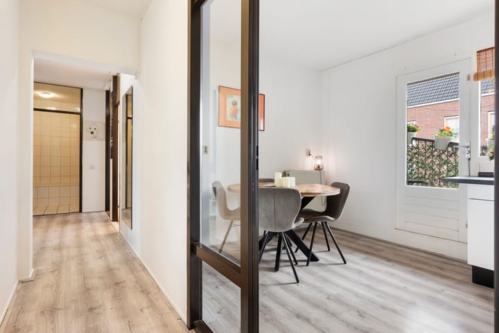 Foto 7 van De Eglantier 320