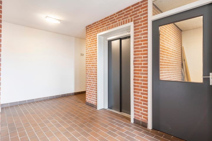 Foto 25 van De Eglantier 320