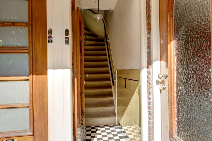 Foto 2 van Kneppelhoutstraat 18-BS