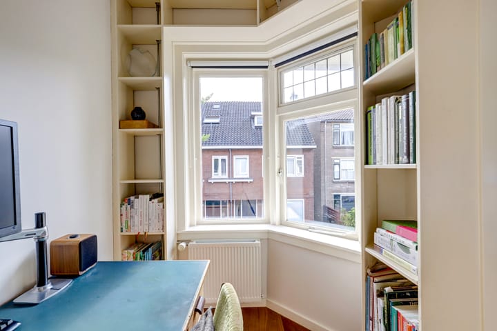 Foto 7 van Kneppelhoutstraat 18-BS