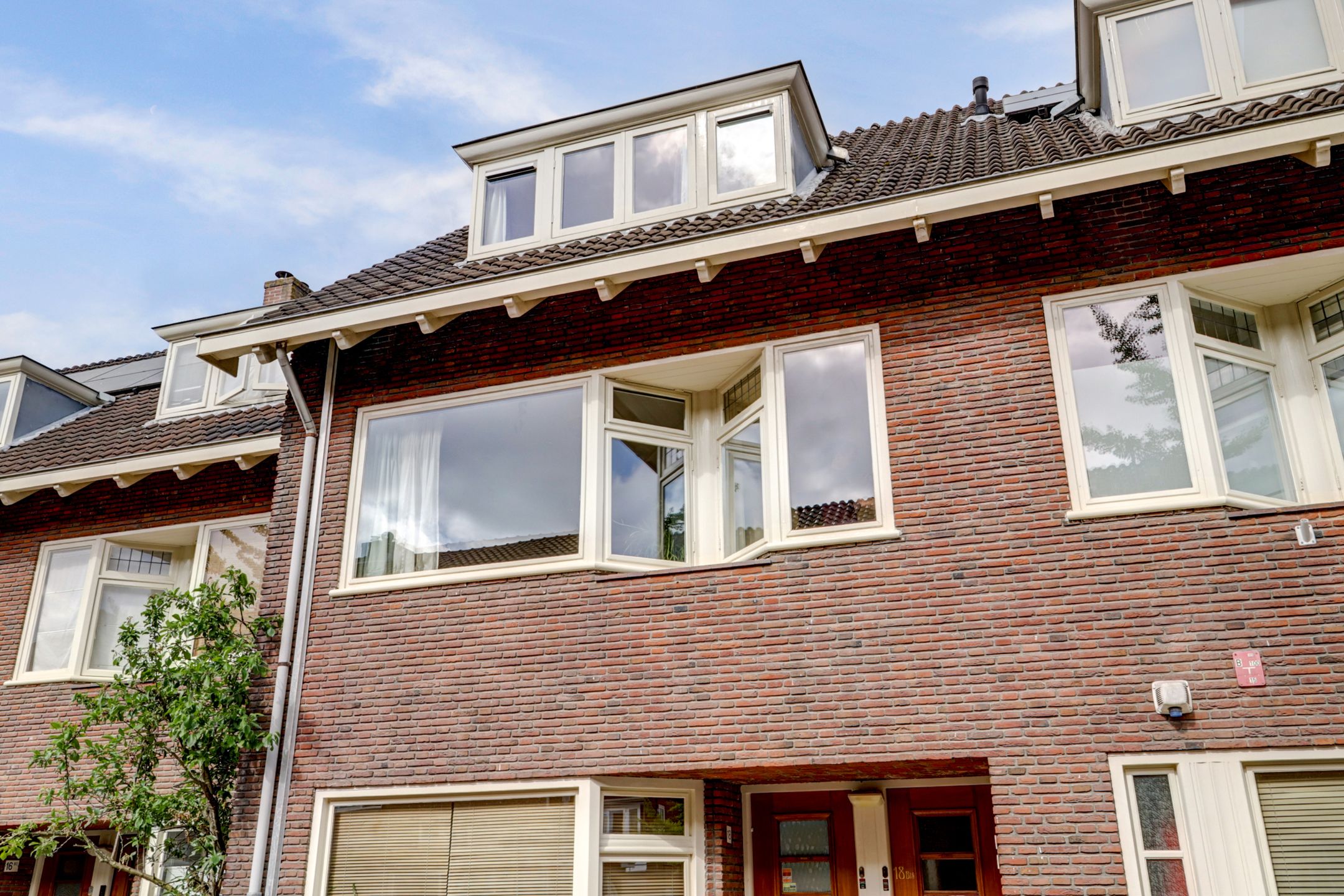 Foto 30 van Kneppelhoutstraat 18-BS