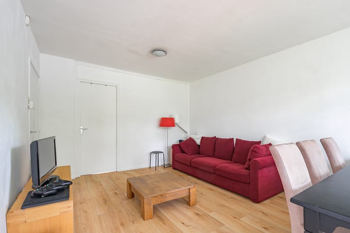 Photo 4 of Via Regia 137-B