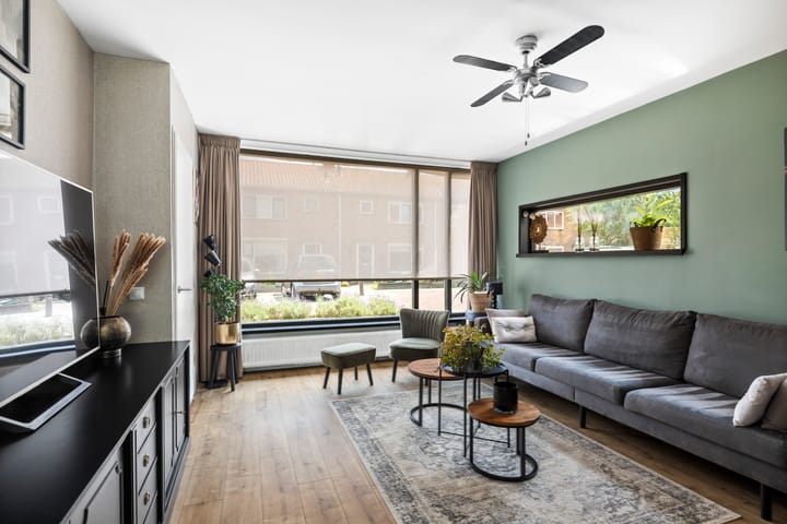 Photo 2 of Dahliastraat 11