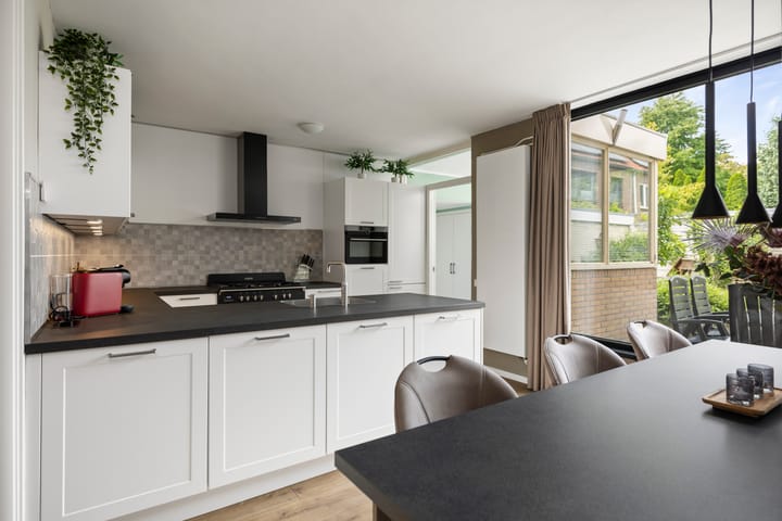 Photo 6 of Dahliastraat 11