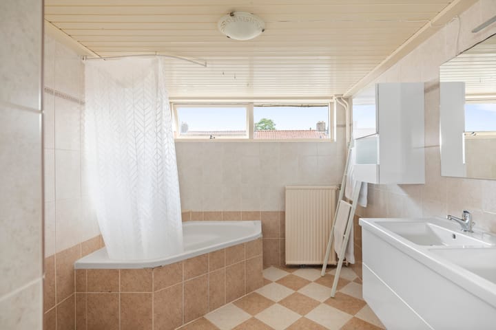 Photo 16 of Dahliastraat 11