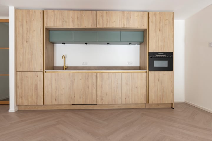 Photo 4 of Meerkreuk 64