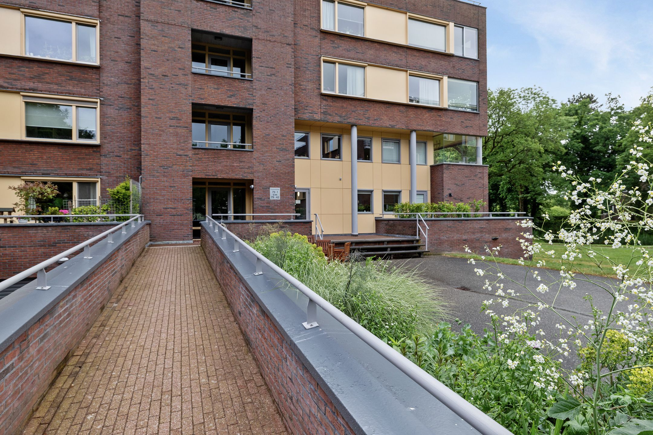 Foto 9 van Marktweg 79-22