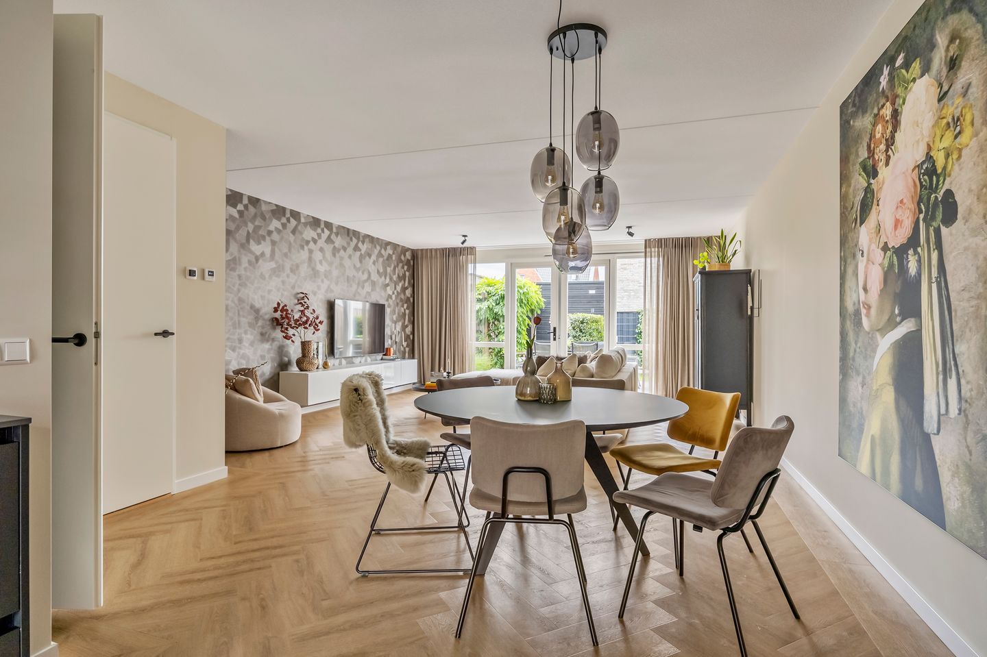 Foto 1 van Sergeant 42