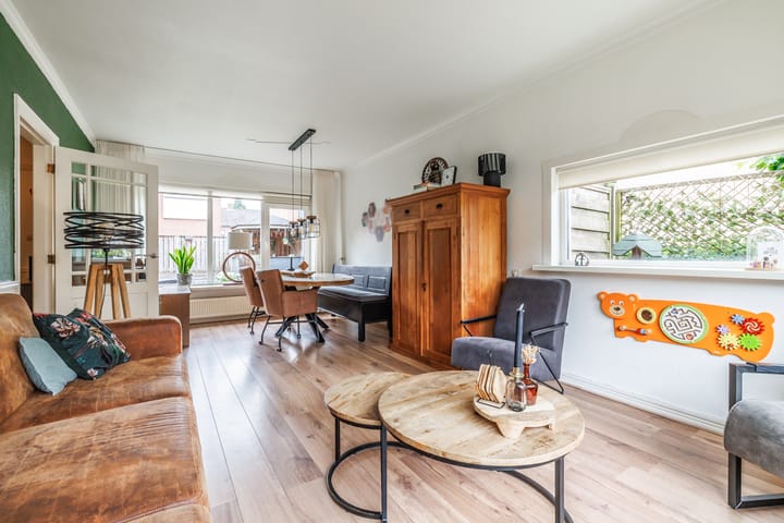 Photo 2 of Asterstraat 30