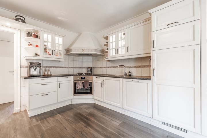 Photo 12 of Asterstraat 30