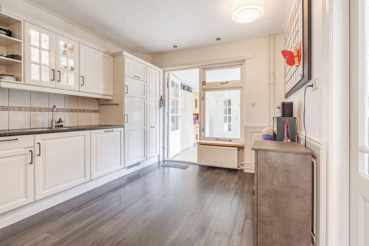 Photo 11 of Asterstraat 30