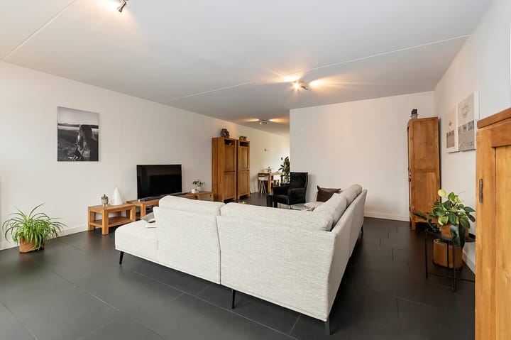 Foto 15 van Schelling 10