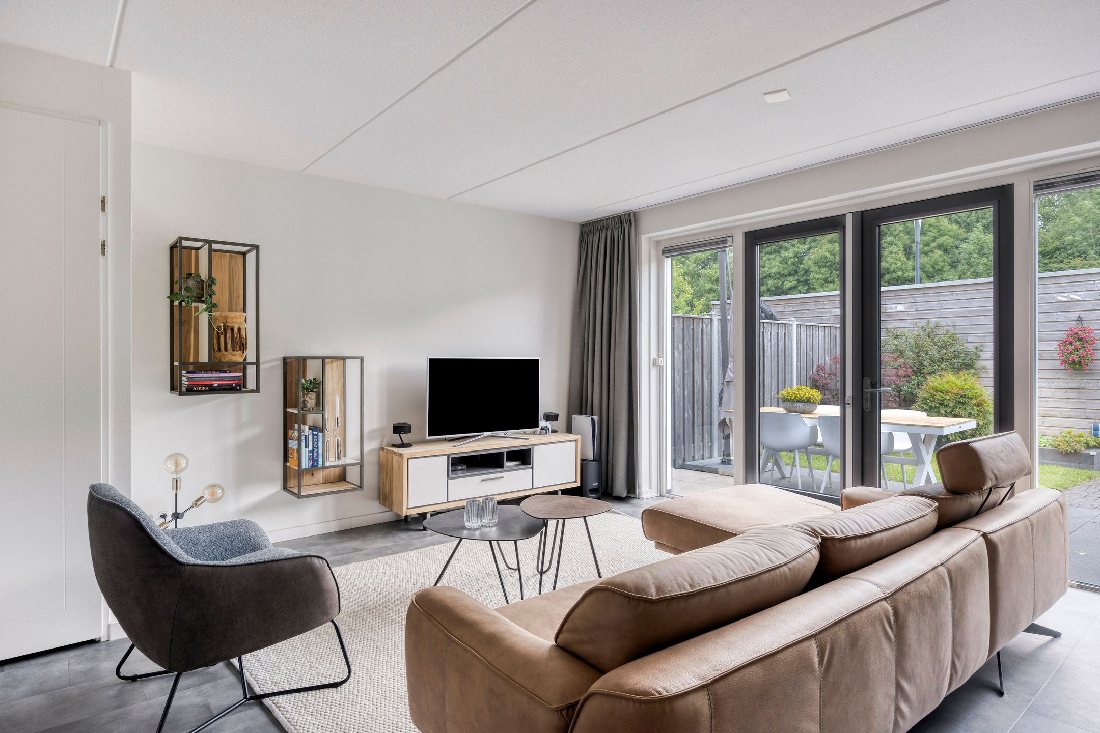 Foto 3 van Tinbergenplantsoen 95