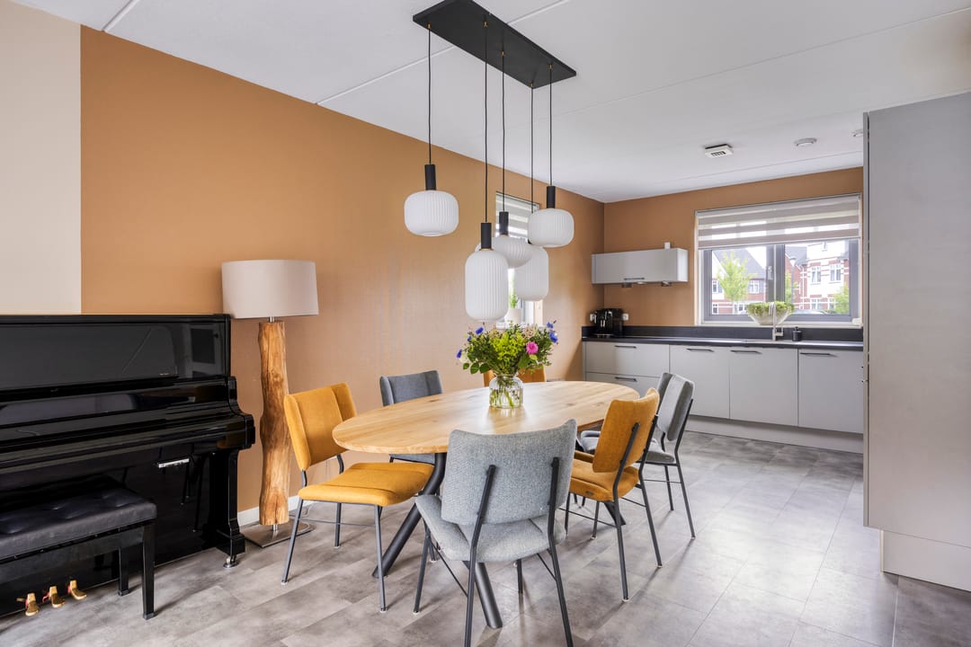 Foto 8 van Tinbergenplantsoen 95