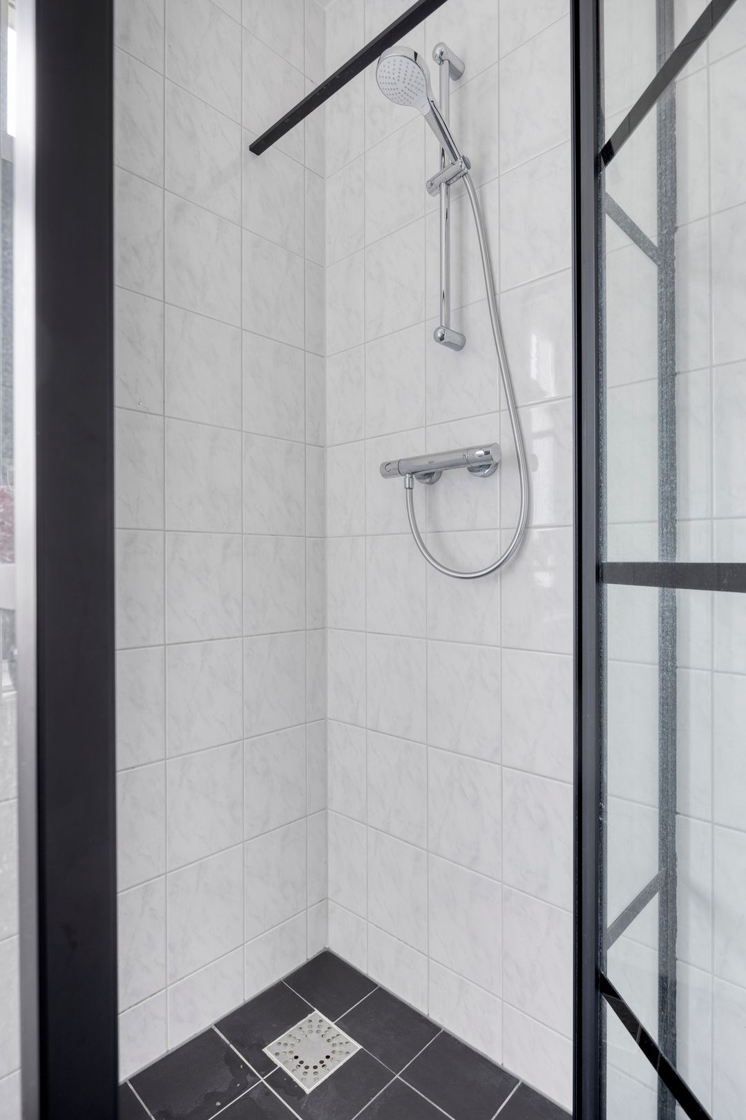 Foto 22 van Tinbergenplantsoen 95