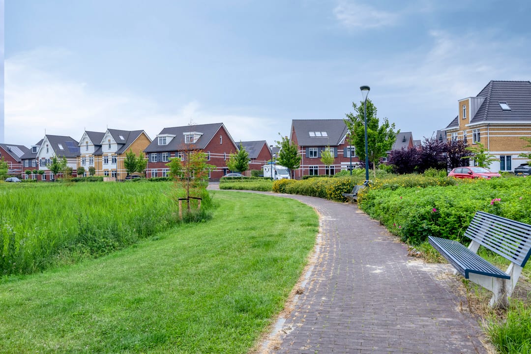 Foto 41 van Tinbergenplantsoen 95