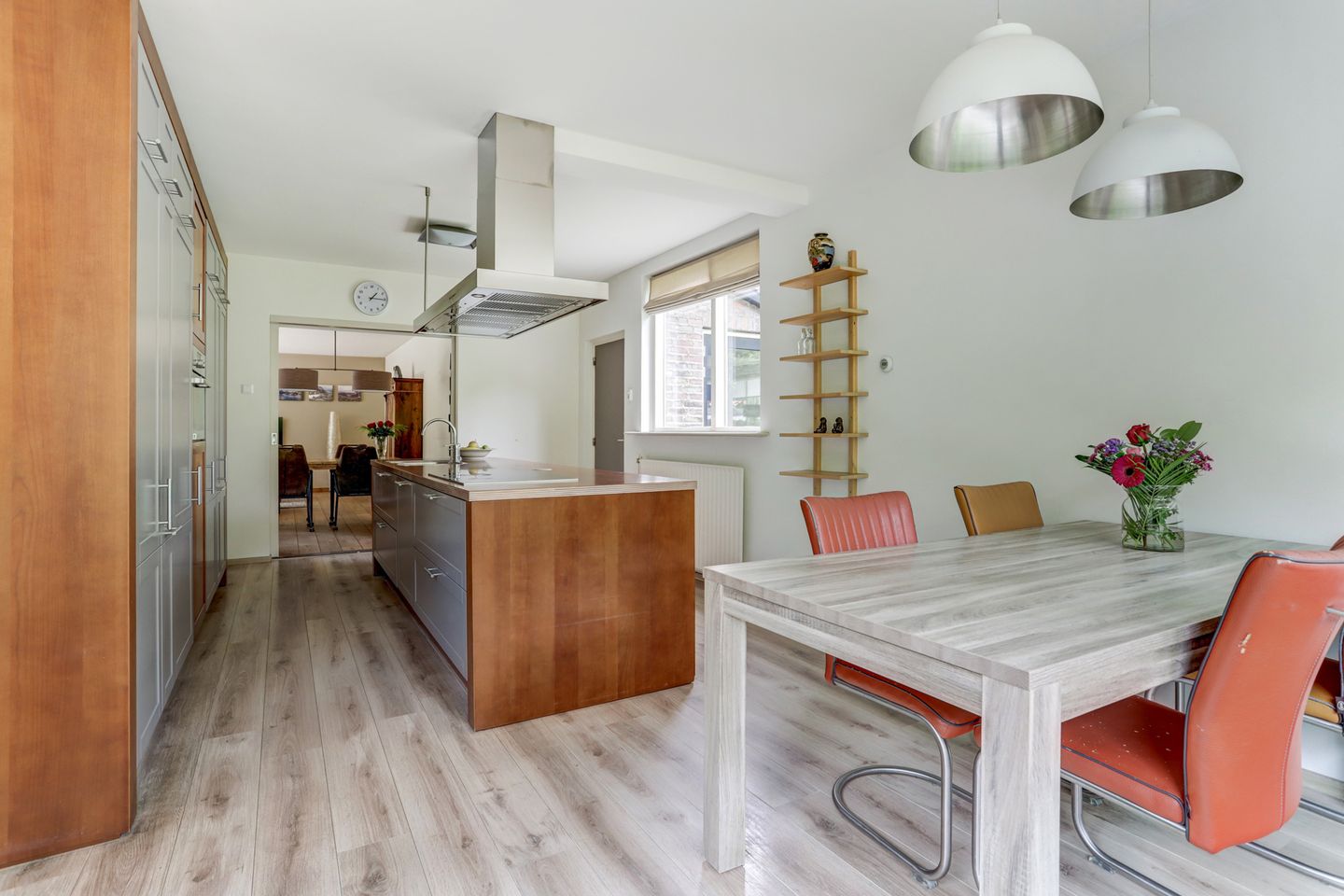 Foto 4 van Burgemeester van Besouwlaan 1