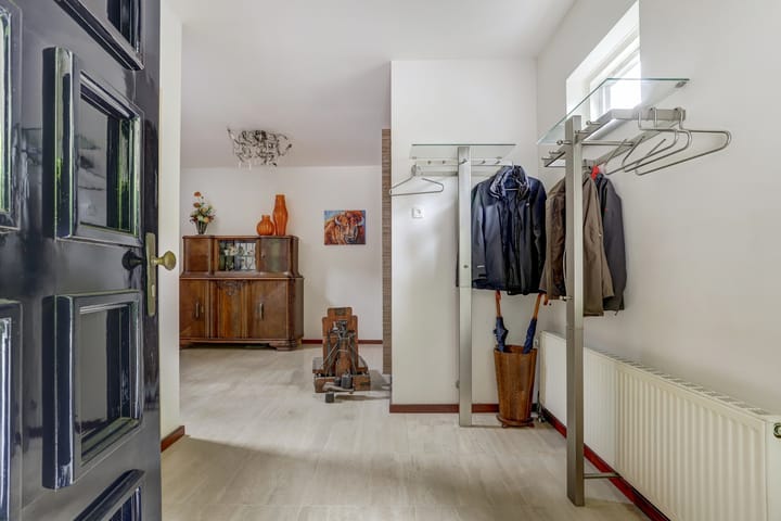 Foto 7 van Burgemeester van Besouwlaan 1