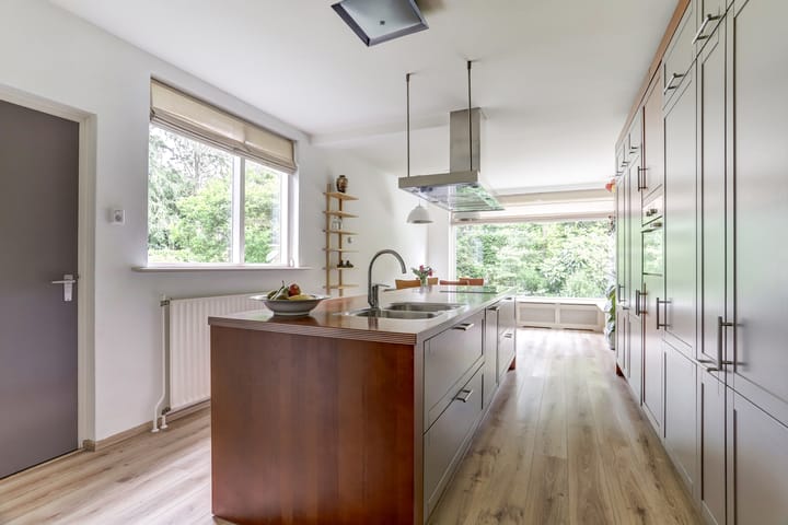 Foto 16 van Burgemeester van Besouwlaan 1