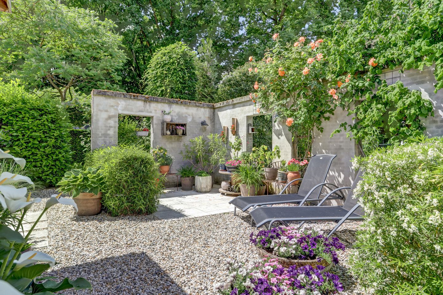 Foto 44 van Burgemeester van Besouwlaan 1