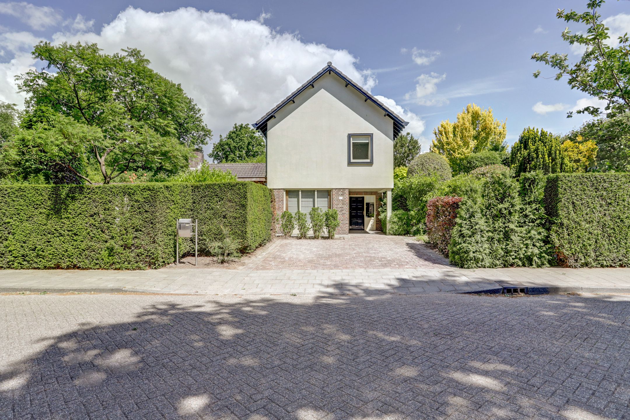 Burgemeester van Besouwlaan, 1, Kaatsheuvel, 5171JS, Noord-Brabant, Nederland 1 