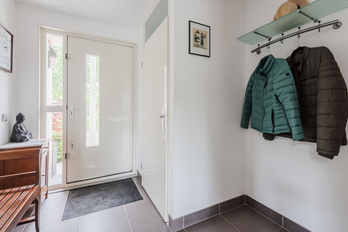 Photo 14 of Richard Burtonstraat 18