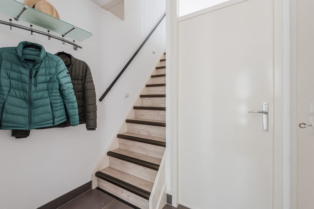 Photo 16 of Richard Burtonstraat 18