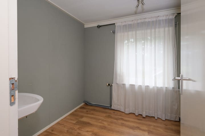 Foto 24 van Rondweg 33